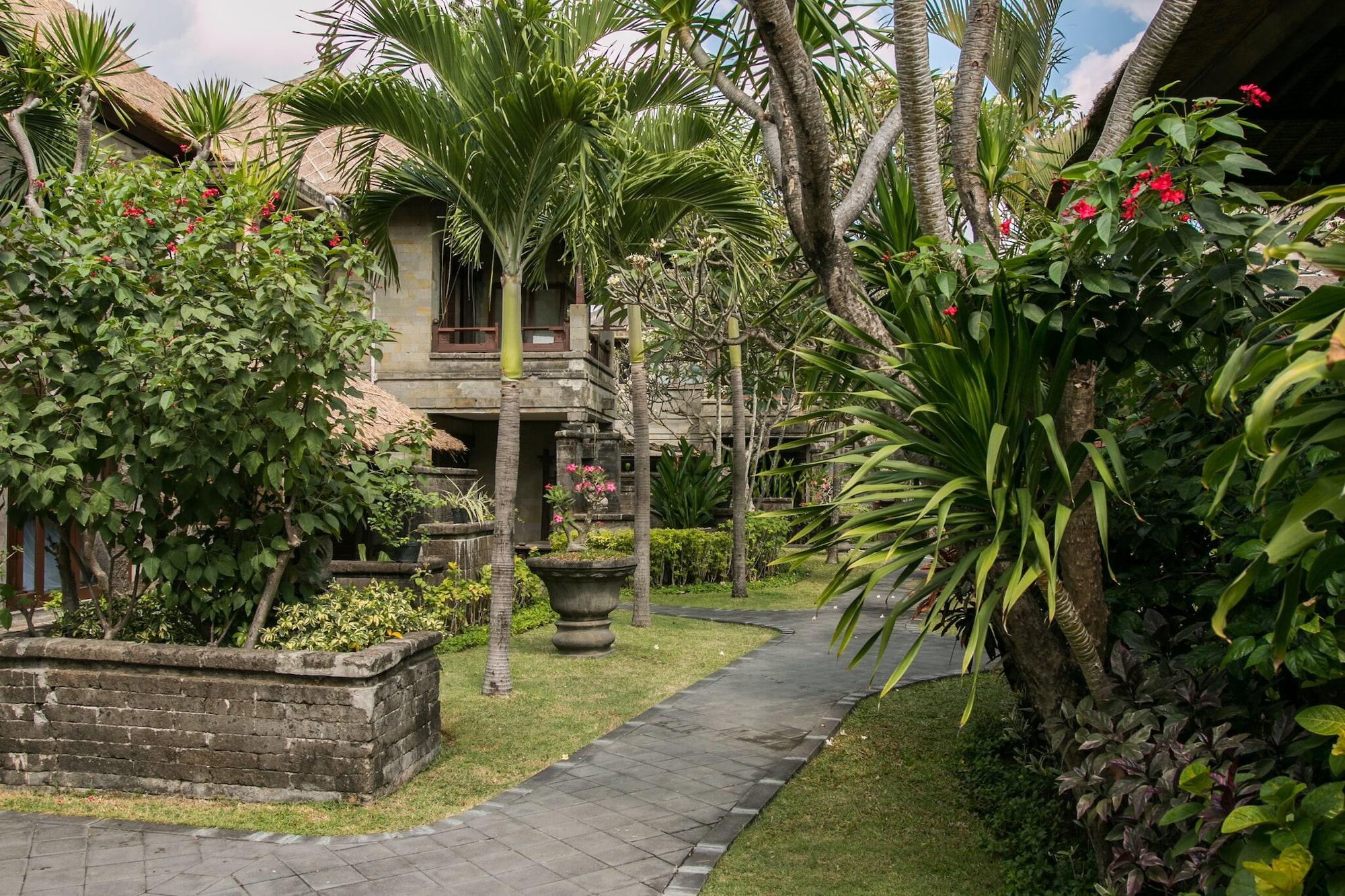 Grand Balisani Suites Kerobokan Exterior foto