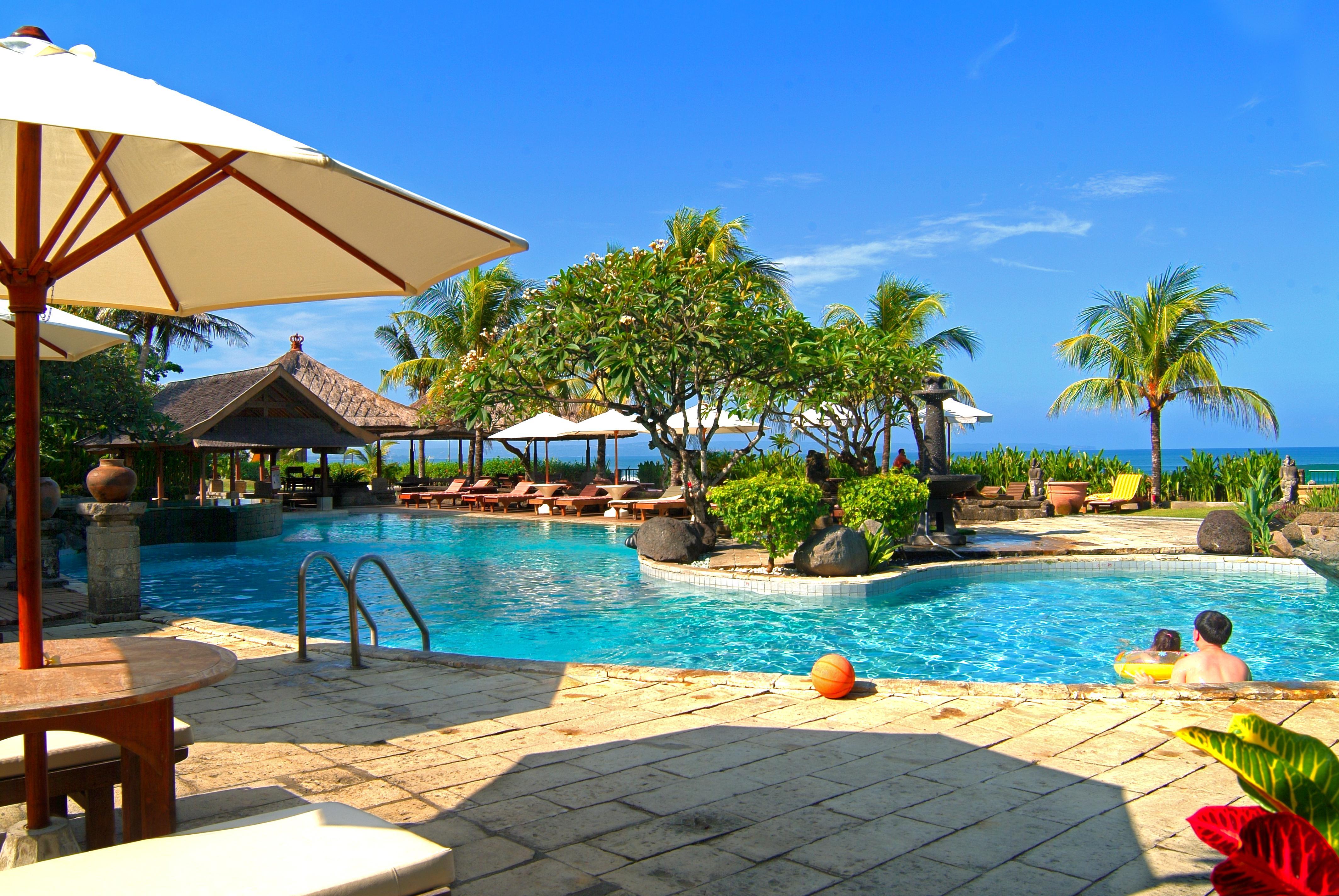 Grand Balisani Suites Kerobokan Exterior foto