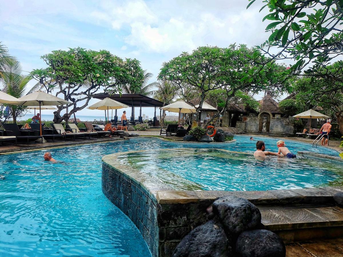 Grand Balisani Suites Kerobokan Exterior foto